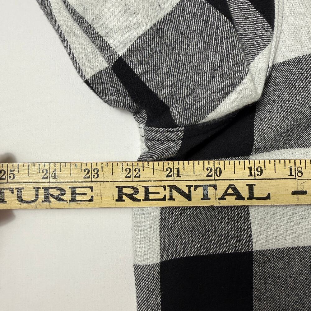 Orvis women's Sz L cotton fleece-lined flannel jacket B&W buffalo plaid pattern - Picture 11 of 13